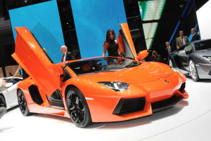 Lamborghini_Aventador_LP_700-4​_1