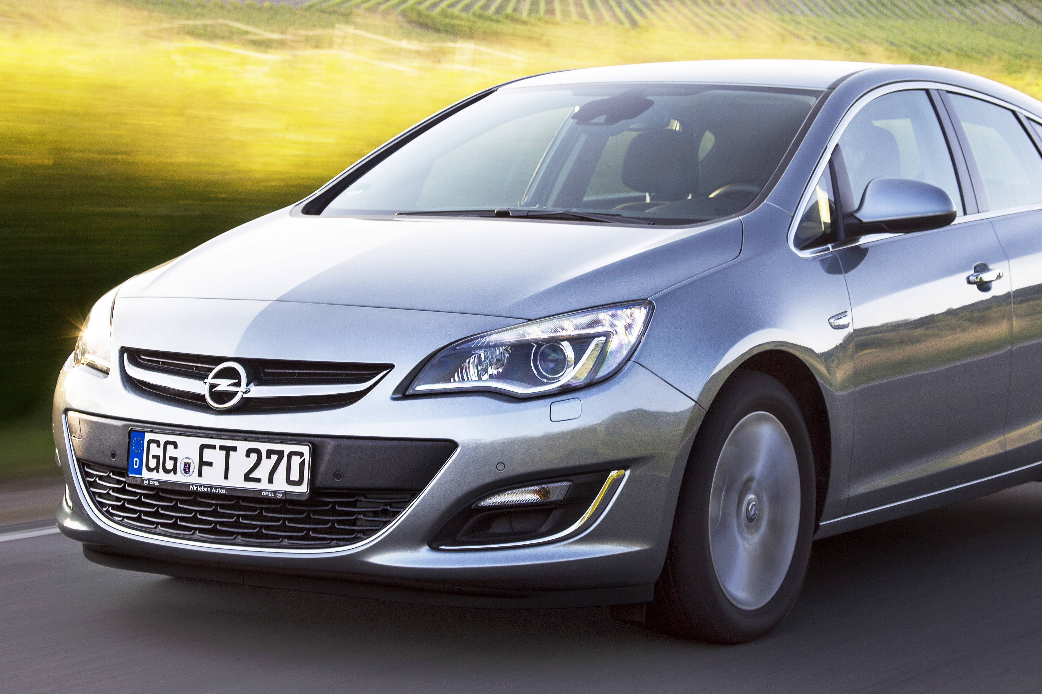 Opel_neue_1,6-Liter-Turbo-Triebwerke_1
