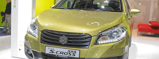 Suzuki SX4 S-Cross: Premiere auf der IAA 2013